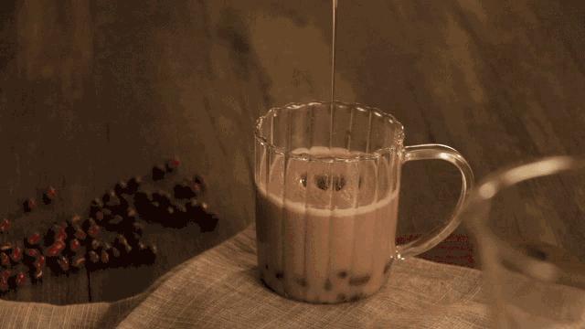 红小豆磨豆浆的做法,小豆香现磨豆浆吧