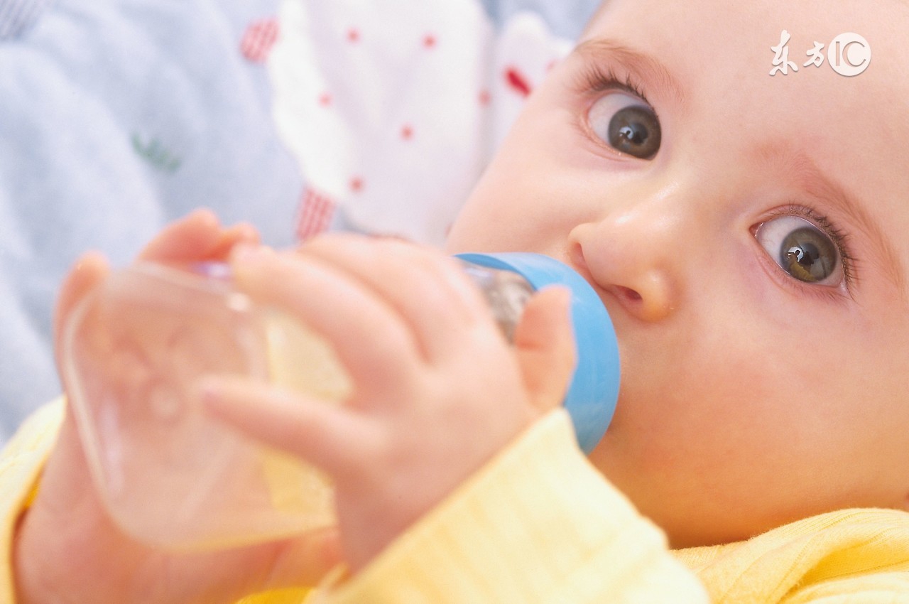 哺乳期奶牛怎么增奶,前奶和后奶的喂养技巧妈妈