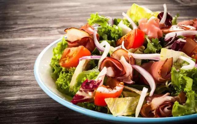 你的肉多半是吃出来的，想变瘦得这么吃