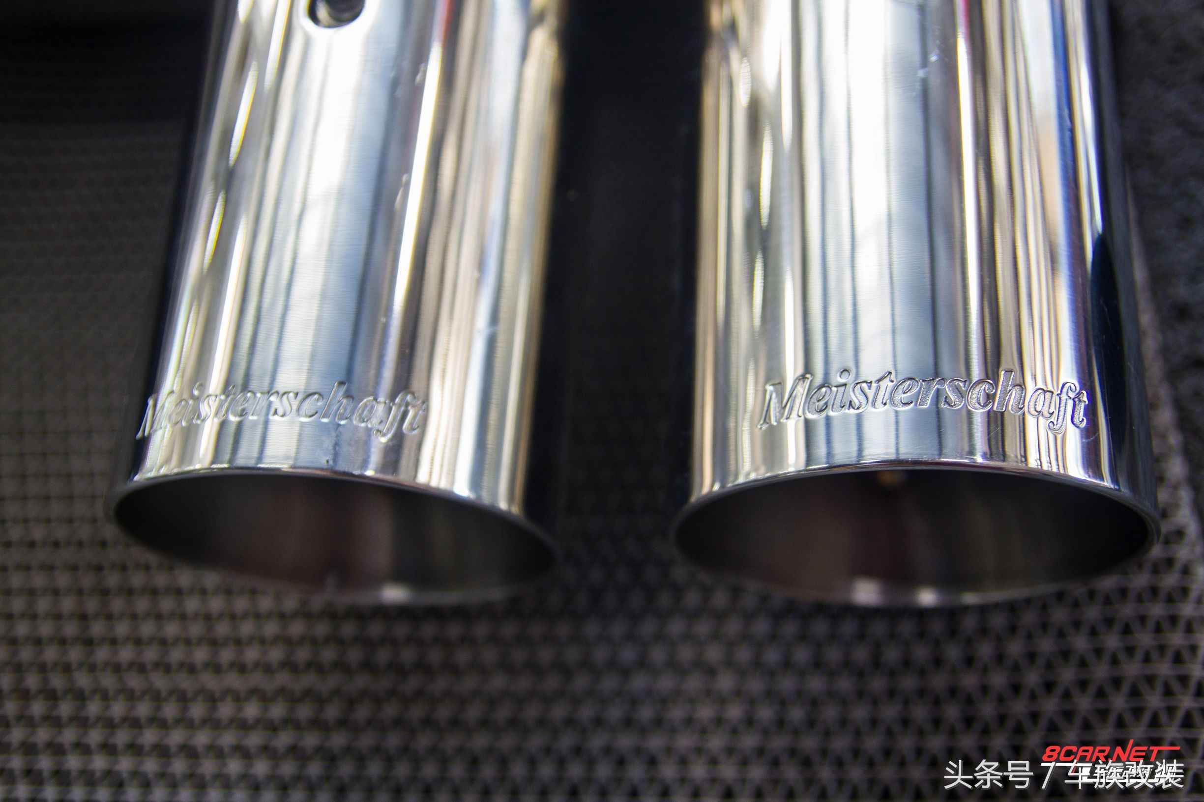 宝马m4雷霆版中出排气,宝马m4中间四出排气