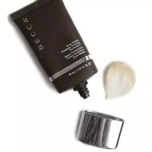 底妆脱妆的正确方法,出油脱妆怎么补妆