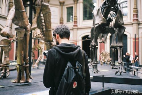 旅行的人是怎样度过人生的 (每年都在旅行的人都有哪些)