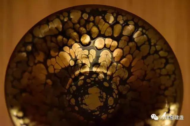 建盏的功效与作用禁忌,建盏茶具功效与作用