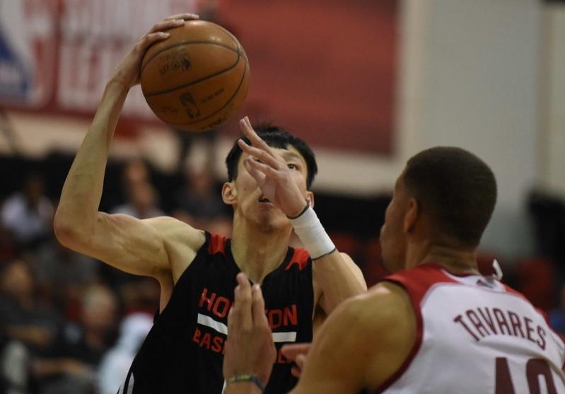 周琦合同事件详情,周琦合同到期后怎么办