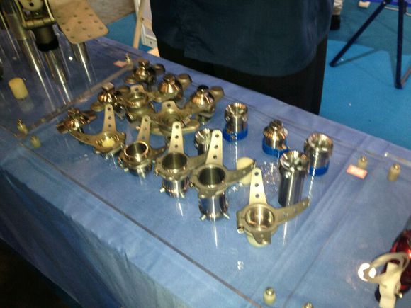 截肢后戴假肢老是疼怎么处理,截肢病人注意事项