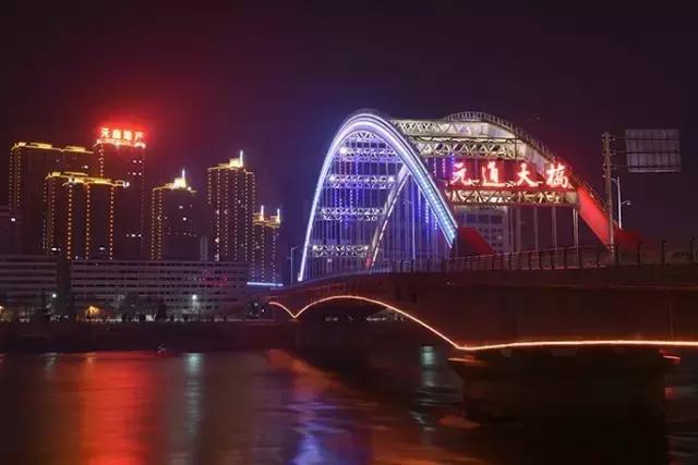 天源温泉大酒店兰州温泉,天源温泉大酒店