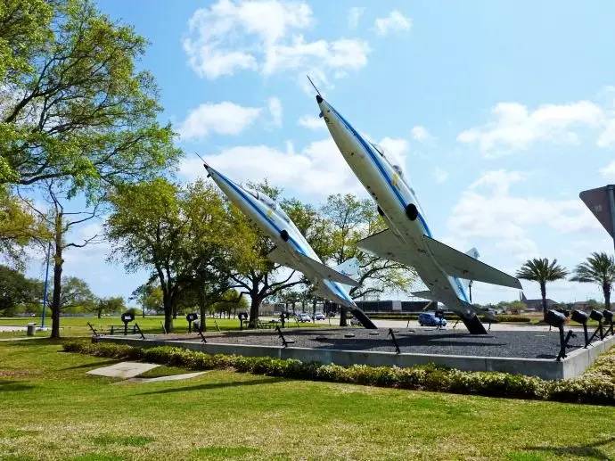 100万在世界各地能买什么样房子,100万能在世界各地买到怎样的房子