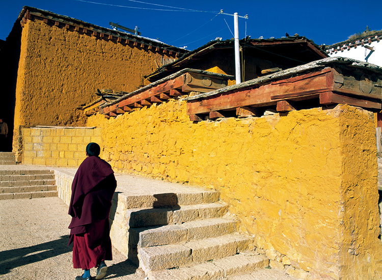 香格里拉心中的日月攻略,去香格里拉寻找心中的日月
