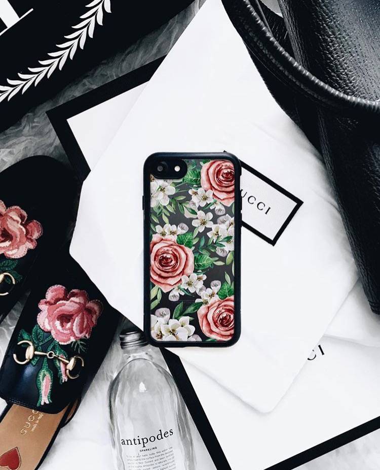 淘宝上有哪些抄袭的手机壳,山寨手机壳是正品吗