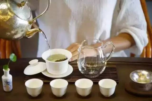 茶叶是个宝喝得好胜过冬虫夏草,茶叶也是好东西