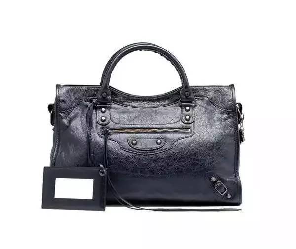 这些基本款都没认全,还说自己爱包包呢?