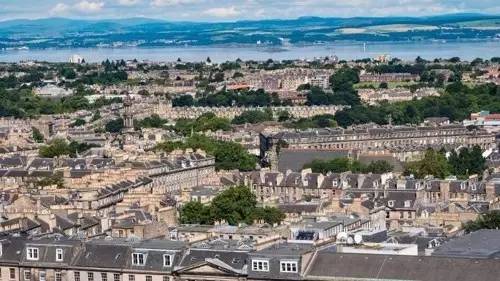 英国南部城市有哪些大学,英国的大学之城