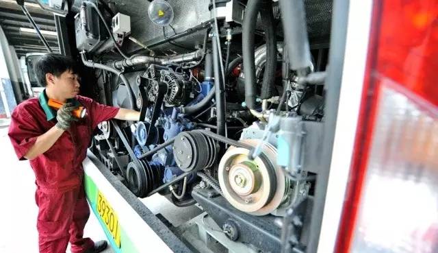 旅游客车有前途吗,旅游看风景最好的车