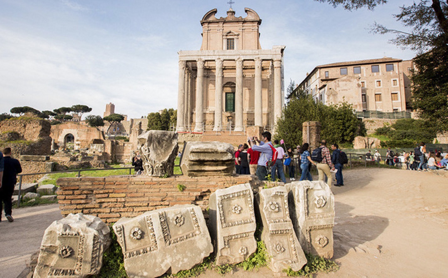 有点想给自己放长假的想法,给自己放个假去看看外面的世界