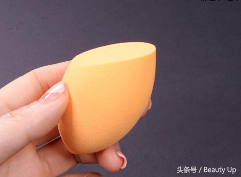 粉扑选对了底妆服帖,菱形粉扑用哪个面上妆