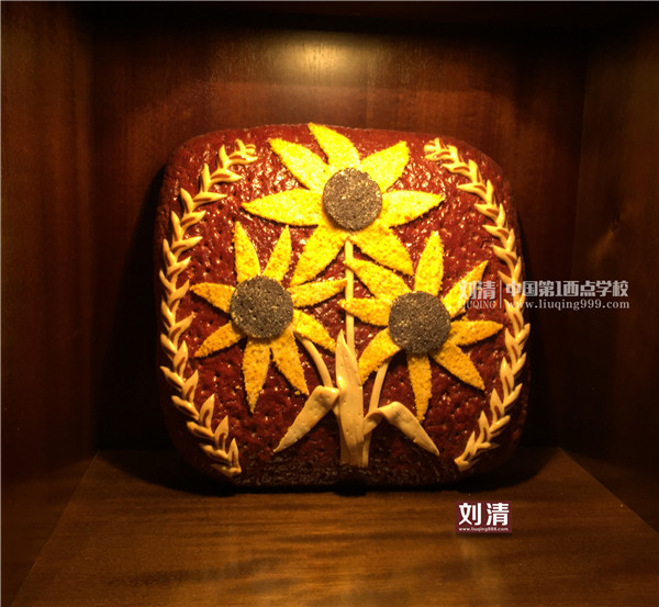 学习烘焙课程视频,学习烘焙应该学习哪些最基本知识