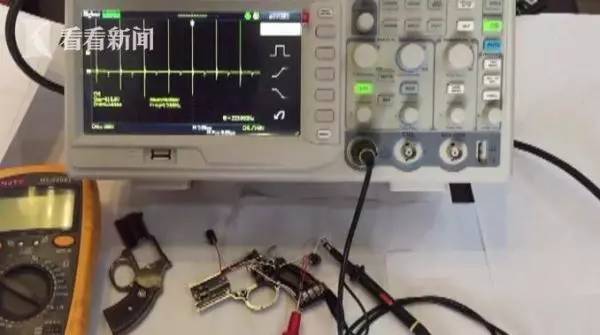 继牙签弩之后，又有危险玩具惊现成都，三四年级娃儿最爱买！