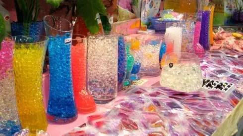 继牙签弩之后，又有危险玩具惊现成都，三四年级娃儿最爱买！