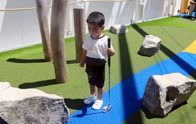 给宝宝购的衣服,给宝宝买衣服的注意事项