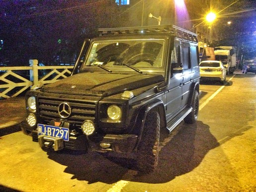 开着大通g50进藏,开奔驰g500去市区