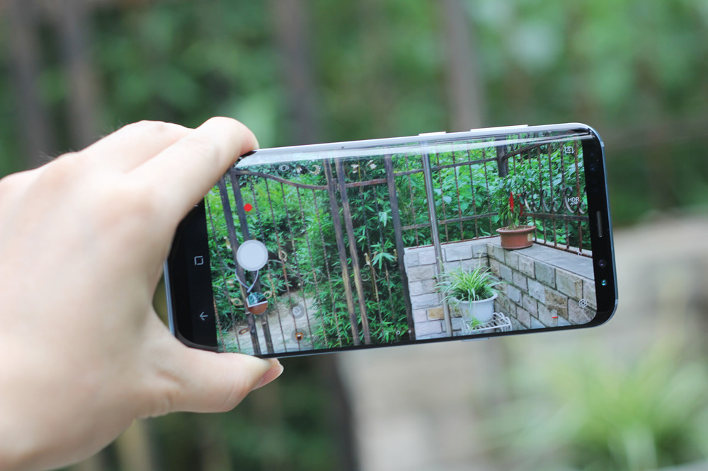 三星s8+现在是否值得购买,苹果8和三星s8+哪个值得买