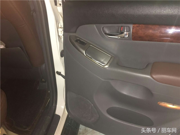 丰田霸道音响改装大概多少钱,顶配丰田霸道音响无损改装