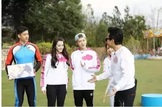 鹿晗和热巴道歉了吗,鹿晗对热巴和乔欣态度