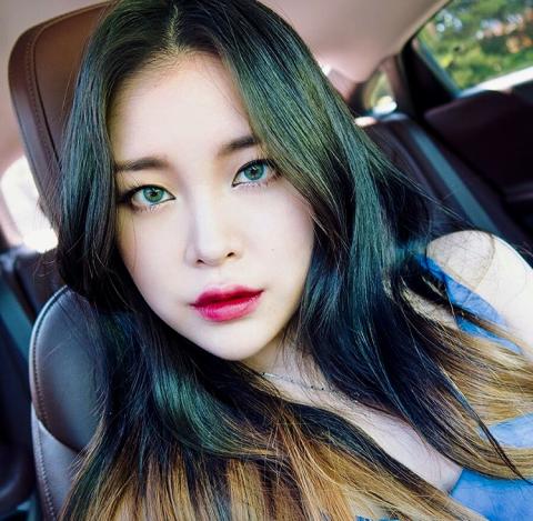 美妆达人教你如何画好看的唇妆,韩国美妆博主教程