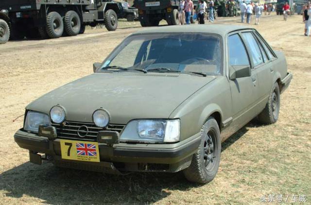 奔驰g级和切诺基,奔驰g和大切诺基