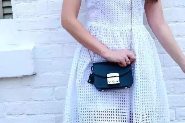 小众轻奢包200元左右推荐圆包,小众轻奢包推荐