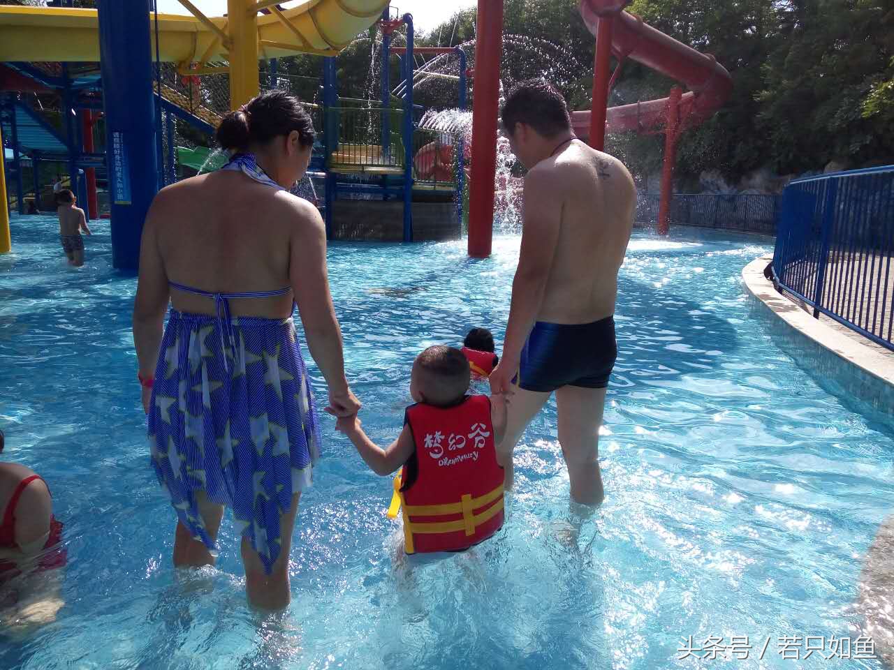 横店梦幻谷水世界售票处,横店梦幻谷水世界下雨天