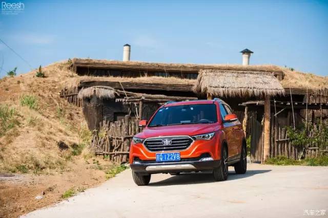 1.6l自然吸气的suv走长途够不够用,比较实用的一款车奔腾x40用车感受