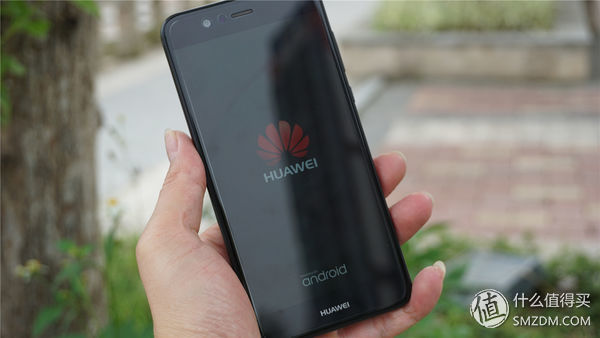 不一样的精彩绝伦,华为nova2plus测评