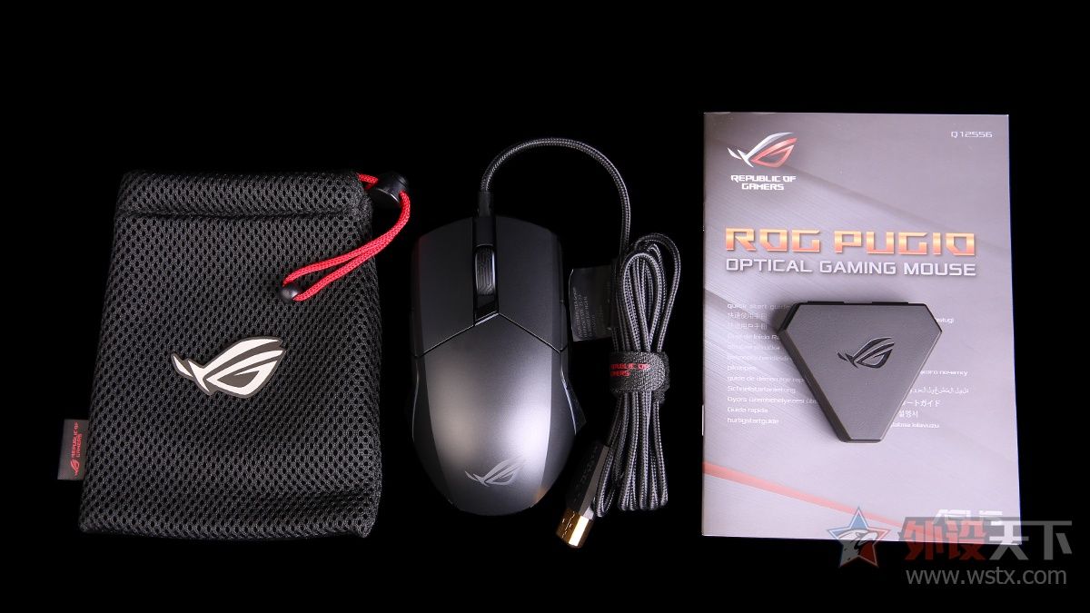 小手玩家的福音，玩家国度这款电竞鼠标针对中小手型设计，拥有便捷的可更换微动和侧键功能