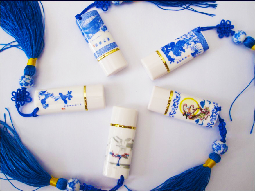 U盘发热？容量小？读写速度慢？……说明你该换优盘了