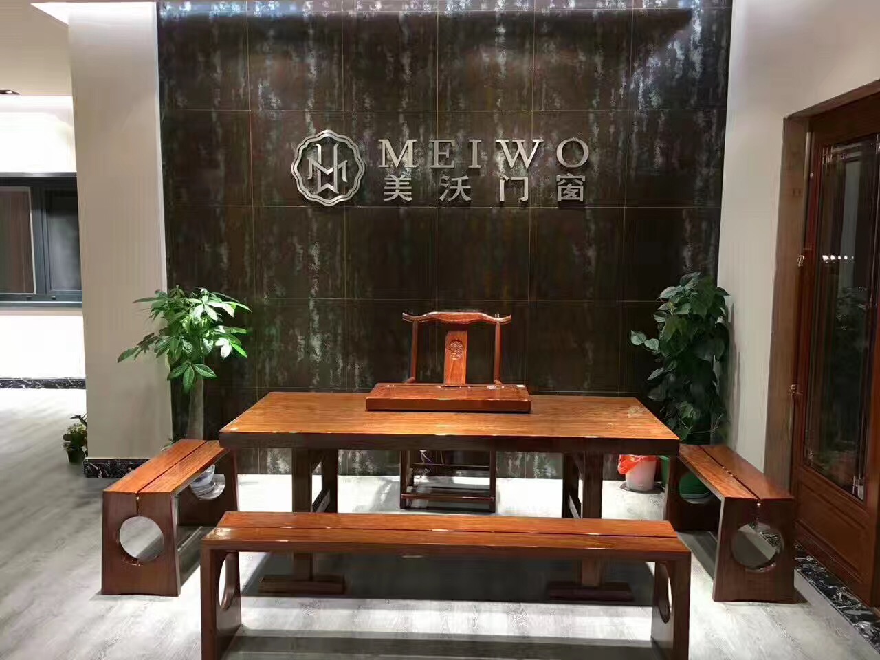 实木大板如何养护好看,未上漆的实木家具怎么保养最好