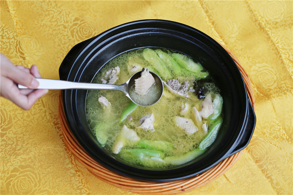 遇见是一种缘分友谊长存,遇见是一种缘分相思是一种情深