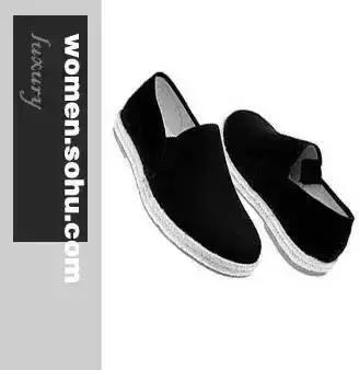 你小时候穿的塑料鞋，现在卖4000一双！快看家里还有没有……