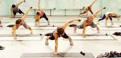 一天就能练出来的腹肌马甲线,这才是真正的腹肌马甲线