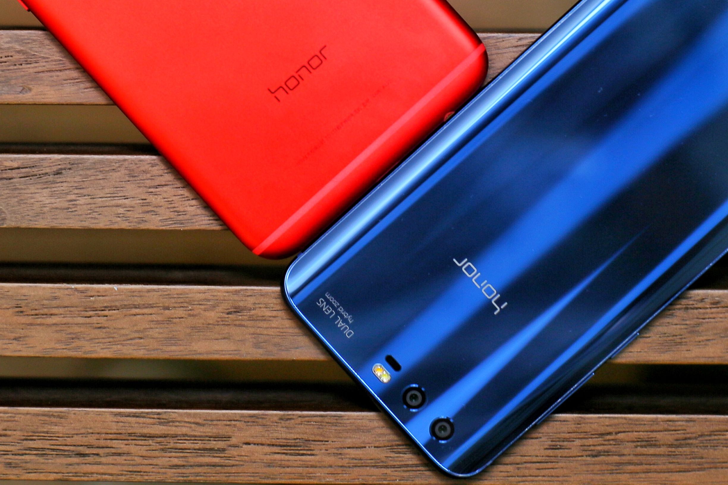 荣耀9和荣耀v9你选哪个,荣耀v9对比荣耀v8