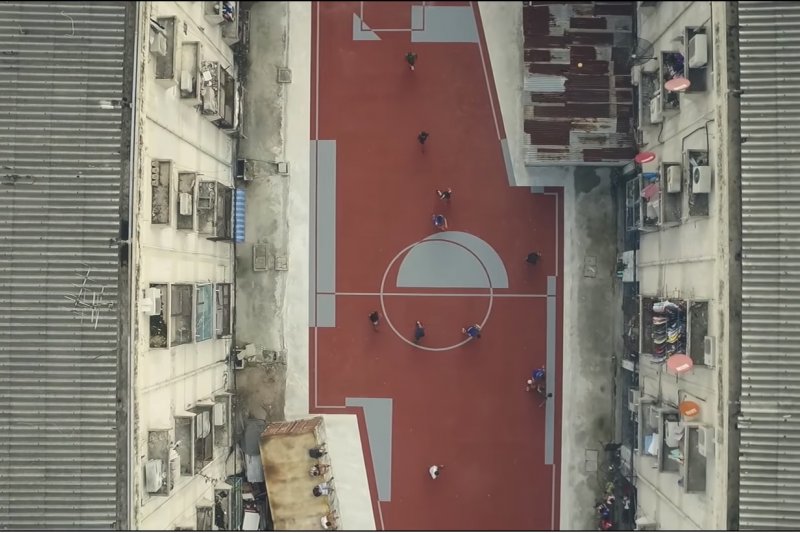 中国难道不应该学习么?曼谷令人耳目一新的不规则足球场