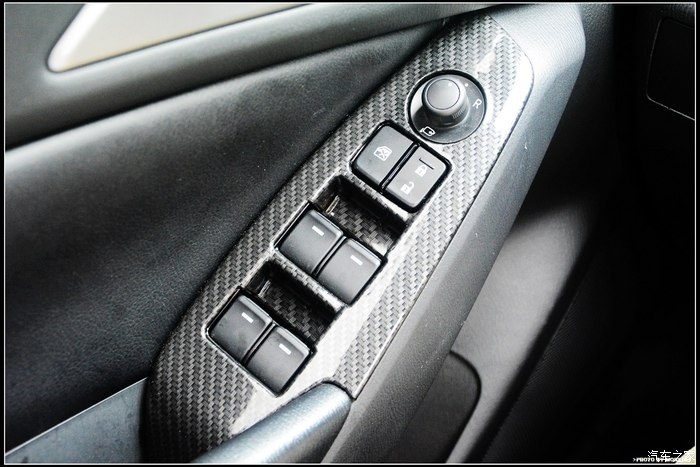 马自达3昂克赛拉2.0实际油耗,马自达昂克赛拉2.0质擎版试驾