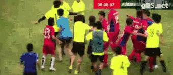 冲突不止！广东业余联赛也现*力暴**冲突，*力暴**何时才能远离足球？