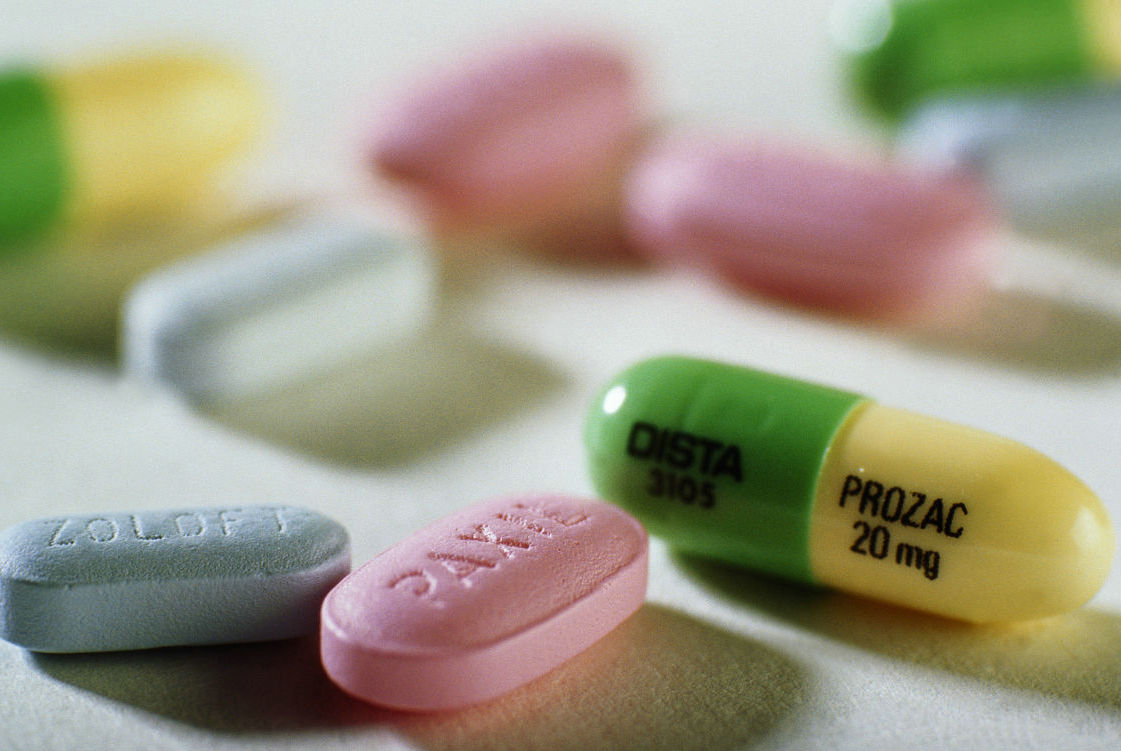 抗抑郁药物分类及代表药,催眠效果的抗抑郁药物