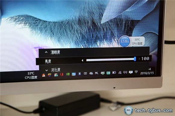 三星27寸曲面显示器效果好吗,三星显示器24和27曲面哪个好