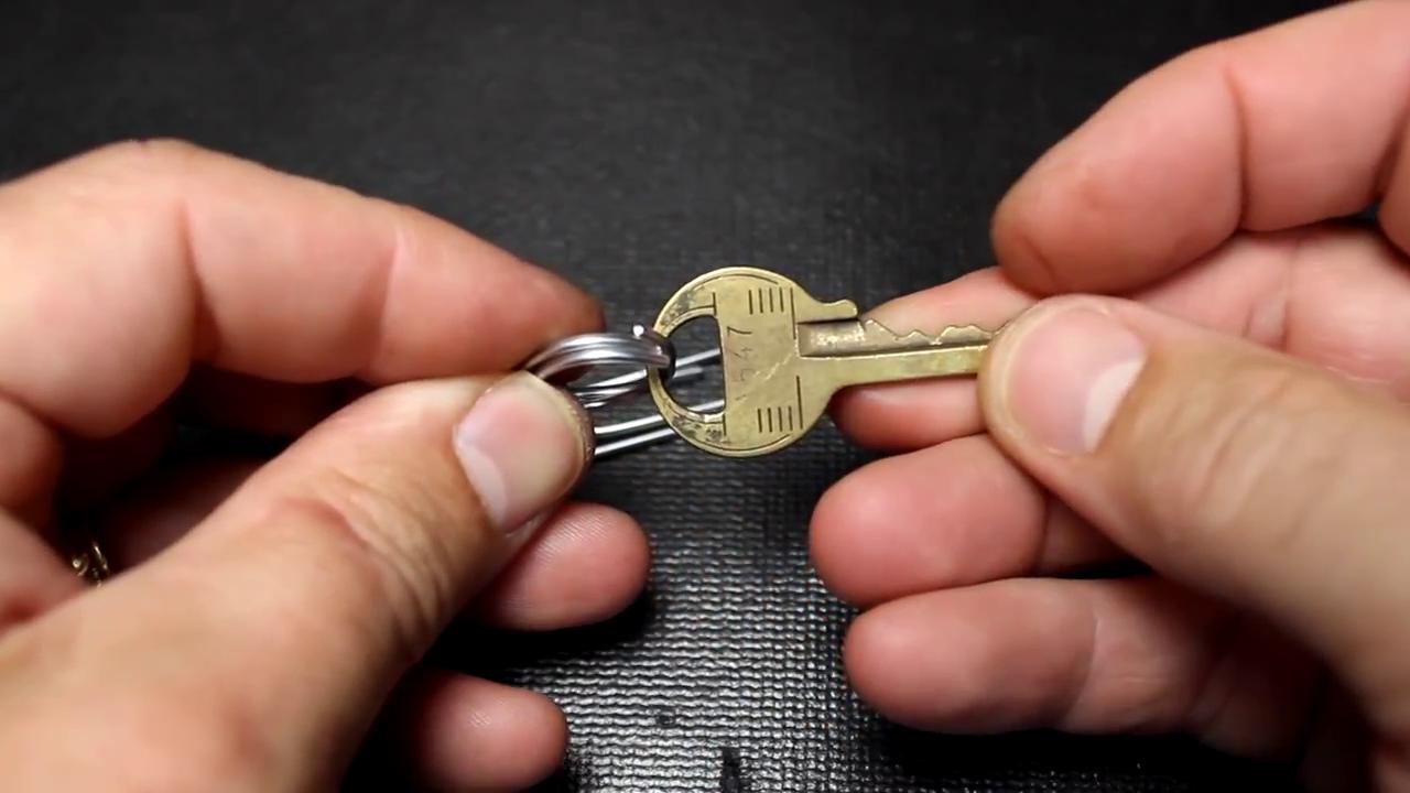 探索实用小技巧揭秘别针的十五种常见用法收好不谢