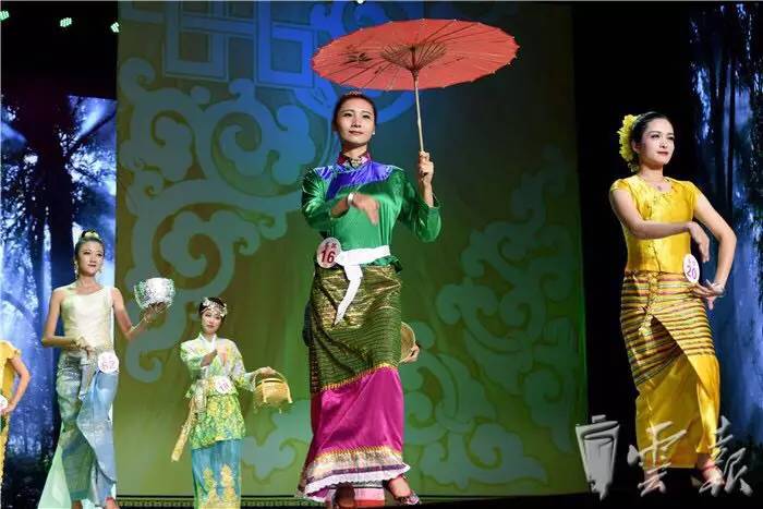 惊艳亮相！普洱代表队在“七彩云南2017民族赛装文化节”上拿下1金4银5铜