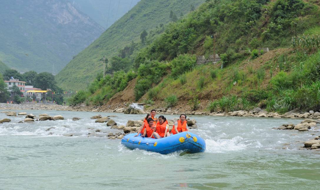 重庆夏季免费耍水地方推荐,重庆区县玩水的避暑胜地