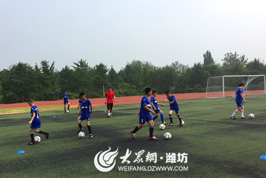 潍坊青少年排球夏令营,全国青少年校园足球夏令营潍坊