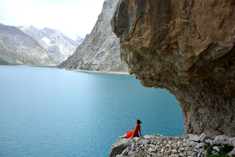 行者无疆-6月乌孙，漂洋过海为圣湖，翻山越岭因初心